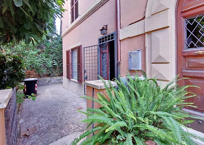 Casa, Aventino